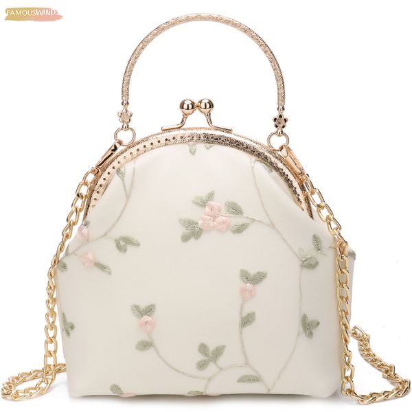 fashion sweet style clip bag evening clutch bag shoulder messenger flower embroidery women bag day clutches white bags
fashion sweet style clip bag evening clutch bag shoulder messenger flower embroidery women bag day clutches white bags
