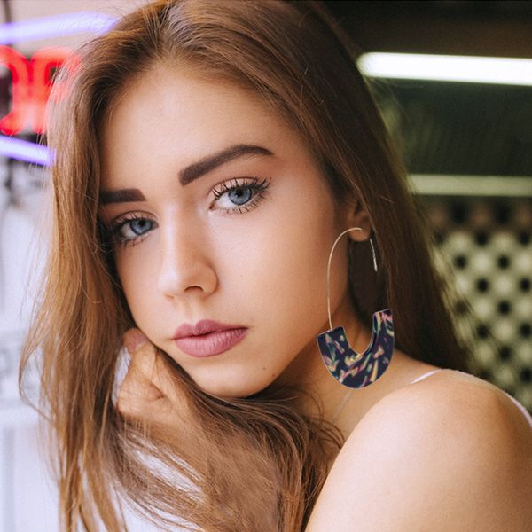 fashion women's earrings acrylic earrings for women fashion jewelry 2020 geometric kolczyki hoop earings, Silver
fashion women's earrings acrylic earrings for women fashion jewelry 2020 geometric kolczyki hoop earings, Silver