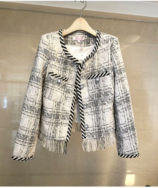 european and american women's wear autumn 2019 the new long sleeve single-breasted tweed tassel coat, Black;brown
european and american women's wear autumn 2019 the new long sleeve single-breasted tweed tassel coat, Black;brown
