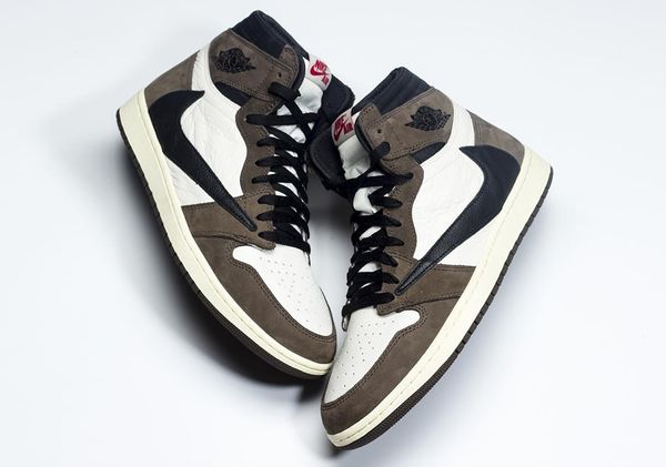 in jordan 1 retro ts high og brown chicago white obsidian bred toe unc patent men women sneakers trainers
in jordan 1 retro ts high og brown chicago white obsidian bred toe unc patent men women sneakers trainers