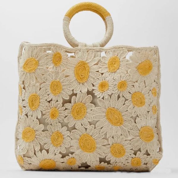 vintage flower wool sweater lady shoulder bag cotton woven tote bag casual knit women handbag hollow out
vintage flower wool sweater lady shoulder bag cotton woven tote bag casual knit women handbag hollow out