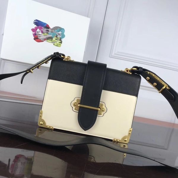 superstar female designer luxury ladies classic elegant detachable leather handle adjustable leather shoulder strap messenger bag
superstar female designer luxury ladies classic elegant detachable leather handle adjustable leather shoulder strap messenger bag