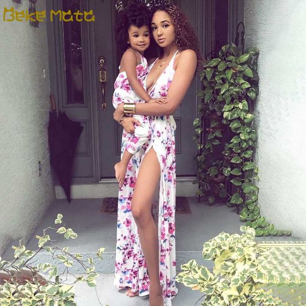 mother daughter dresses 2020 summer sleeveless floral lacing mom and girl long dress backless family look mommy and me clothes, Blue
mother daughter dresses 2020 summer sleeveless floral lacing mom and girl long dress backless family look mommy and me clothes, Blue