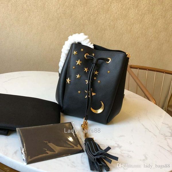 designer mini bucket bag women chain shoulder bag with stars and moon real leather candy tassel bag fashion crossbody bags 17cm
designer mini bucket bag women chain shoulder bag with stars and moon real leather candy tassel bag fashion crossbody bags 17cm
