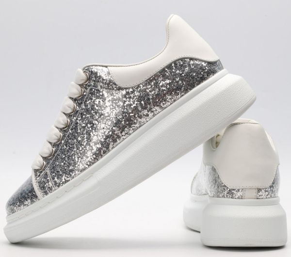 casual sneakers white stitching lace-up shoes trendy fashion men and women designer casual sneakers 35-45, Black
casual sneakers white stitching lace-up shoes trendy fashion men and women designer casual sneakers 35-45, Black