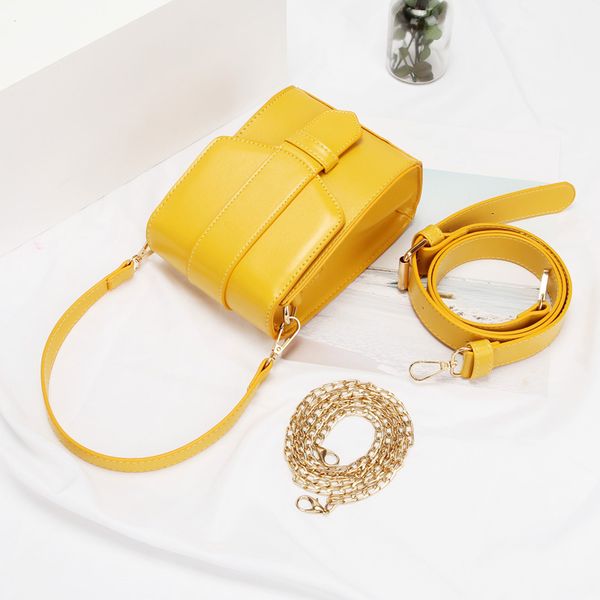 women wild chain mini messenger bag female mobile phone bag ladies simple shoulder 2020 new woman wide shoulder strap
women wild chain mini messenger bag female mobile phone bag ladies simple shoulder 2020 new woman wide shoulder strap