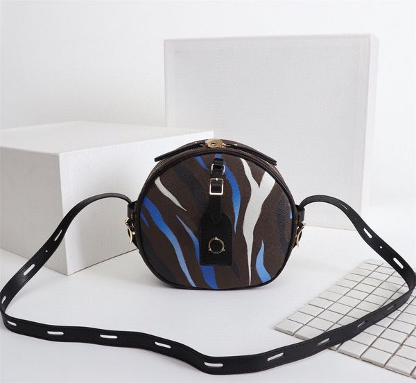 boite chapeau souple bag womens designer luxury flowers letters handbags league of legends genuine leather crossbody purse
boite chapeau souple bag womens designer luxury flowers letters handbags league of legends genuine leather crossbody purse