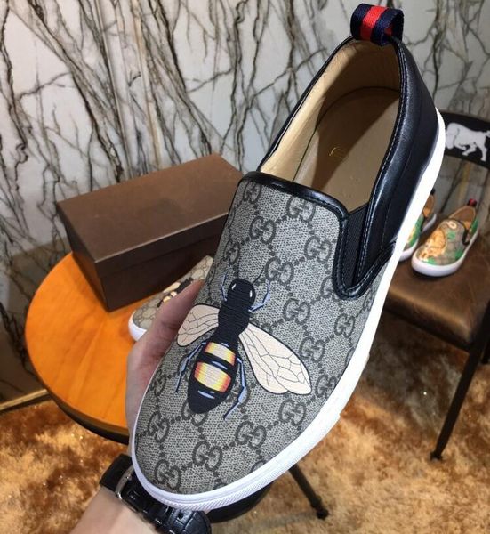 European tyle genuine leather fa hion men 039 lei ure hoe cla ic male model ca ual hoe driving bu ine dre hoe dh2a4 
European tyle genuine leather fa hion men 039 lei ure hoe cla ic male model ca ual hoe driving bu ine dre hoe dh2a4