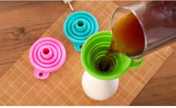 1pcs mini silicone gel foldable collapsible style funnel hopper kitchen cooking tools accessories kitchen gadgets
1pcs mini silicone gel foldable collapsible style funnel hopper kitchen cooking tools accessories kitchen gadgets