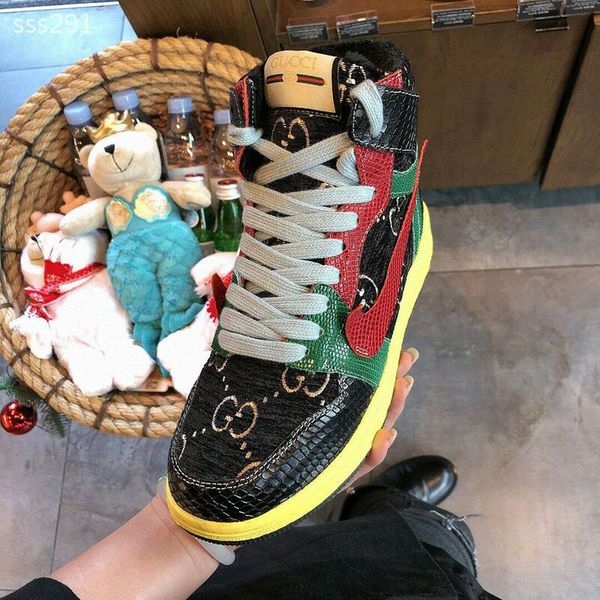 2020 personality winter high-shoes women snow boots fur one thick bottom plus velvet cotton boots sneakers women factory direct sales, Black
2020 personality winter high-shoes women snow boots fur one thick bottom plus velvet cotton boots sneakers women factory direct sales, Black
