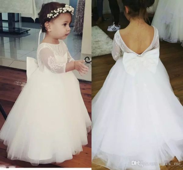 lovely flower girls dresses lace tulle skirt backless first communion dress with bow illusion 3/4 long sleeves girls pageant dress, White;blue
lovely flower girls dresses lace tulle skirt backless first communion dress with bow illusion 3/4 long sleeves girls pageant dress, White;blue