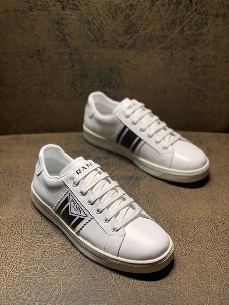 luxury designeraaafashionable men's casual sports shoes, 4 colors, men's leather casual shoelace box size 38-44, Black
luxury designeraaafashionable men's casual sports shoes, 4 colors, men's leather casual shoelace box size 38-44, Black