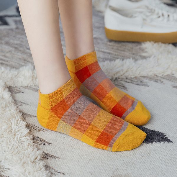 fashion lattice plaid cotton women socks fashion lady style cute checkered grid socks spring summer lovely color, Black;white
fashion lattice plaid cotton women socks fashion lady style cute checkered grid socks spring summer lovely color, Black;white