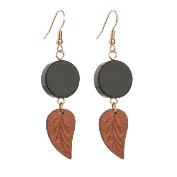 2020 wooden black round acrylic geometric leaf wood drop earrings for women accessories, Golden
2020 wooden black round acrylic geometric leaf wood drop earrings for women accessories, Golden