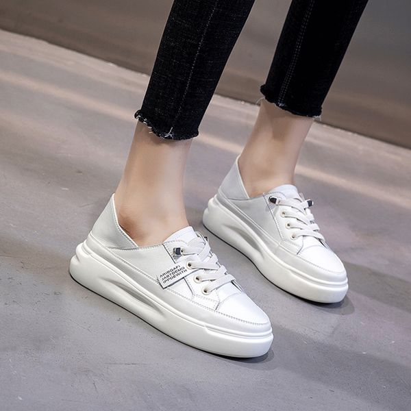 4.5cm height increasing platform shoes genuine leather cowskin casual travel ladies outdoor walking white footwear, Black;white
4.5cm height increasing platform shoes genuine leather cowskin casual travel ladies outdoor walking white footwear, Black;white