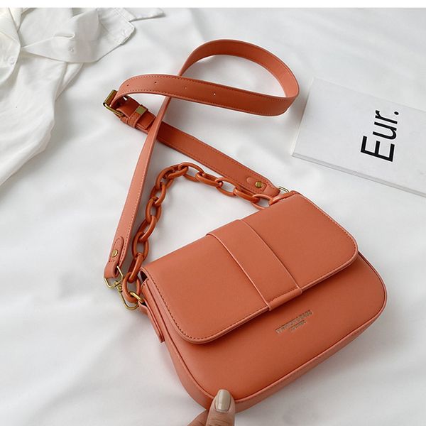 широкие сумки ремень crossbody для женщин малый лацканом сумки 2020 trend solid color кожа pu посланника плеча мешок цепи сумки
широкие сумки ремень crossbody для женщин малый лацканом сумки 2020 trend solid color кожа pu посланника плеча мешок цепи сумки