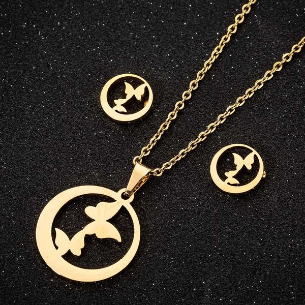 two butterfly necklaces, stainless steel round necklaces, and three-piece set of accessories, Silver
two butterfly necklaces, stainless steel round necklaces, and three-piece set of accessories, Silver
