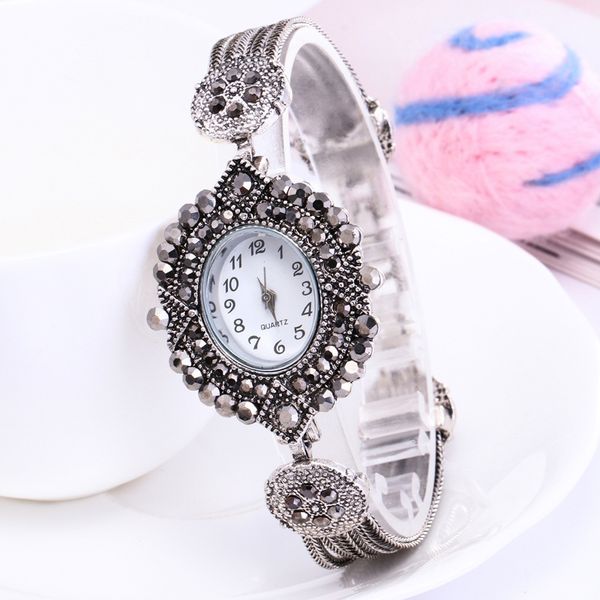 new european and american vintage silver-plated bracelet watch exquisite personality fashion ancient silver watch, Slivery;brown
new european and american vintage silver-plated bracelet watch exquisite personality fashion ancient silver watch, Slivery;brown