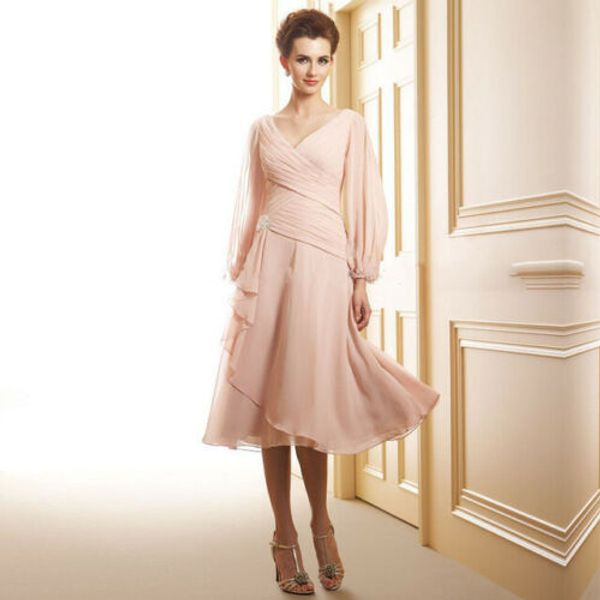 2019 vintage long sleeve pleats chiffon mother of the bride dress v neck long sleeves formal party dress knee length wedding guest gowns, Black;red
2019 vintage long sleeve pleats chiffon mother of the bride dress v neck long sleeves formal party dress knee length wedding guest gowns, Black;red