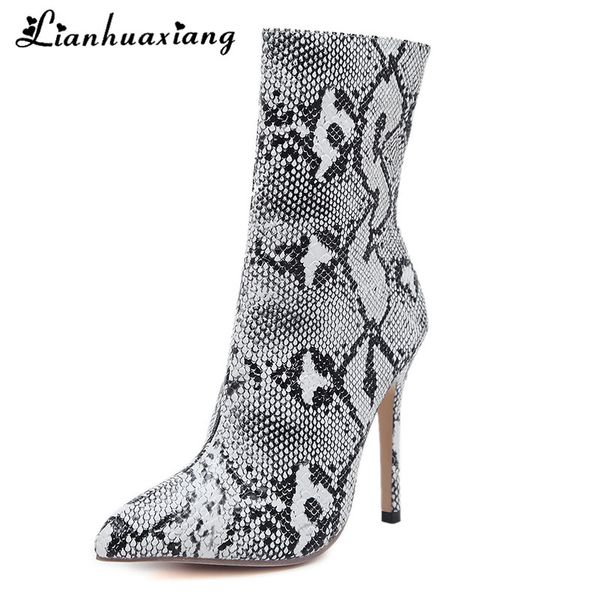 women 2019 snakeskin boots zip ankel boots for women thin high heel ladies shoes pointed toe bota feminina, Black
women 2019 snakeskin boots zip ankel boots for women thin high heel ladies shoes pointed toe bota feminina, Black