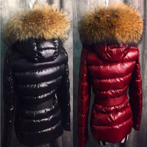 Франция Роскошный дизайнер куртки Real Raccoon меховой воротник капюшон вниз куртки пальто зимы женщин Верхняя одежда Тонкий ветровки воротник пуховик Теплые пальто
Франция Роскошный дизайнер куртки Real Raccoon меховой воротник капюшон вниз куртки пальто зимы женщин Верхняя одежда Тонкий ветровки воротник пуховик Теплые пальто