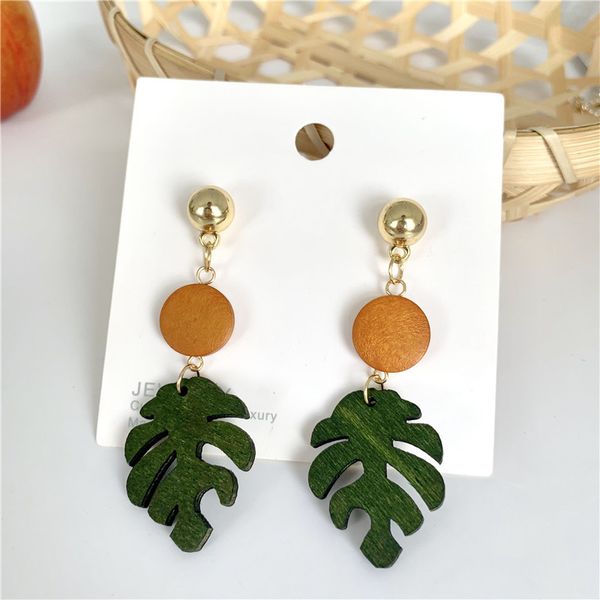 funny wood green leaves earrings for women hyperbole hand made clip on earrings no pierced, Silver
funny wood green leaves earrings for women hyperbole hand made clip on earrings no pierced, Silver