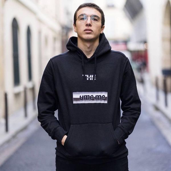 18ss box logo metallic logo hooded sweatshirt hoodies luxury casual simple street sweater couple outfit pullover outwear hoodies hfymwy022, Black
18ss box logo metallic logo hooded sweatshirt hoodies luxury casual simple street sweater couple outfit pullover outwear hoodies hfymwy022, Black