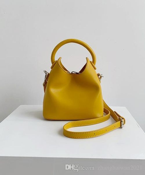 women's bag 2019 fashion new ins explosion models retro macarons single shoulder diagonal hand bucket bag female
women's bag 2019 fashion new ins explosion models retro macarons single shoulder diagonal hand bucket bag female
