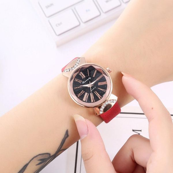 creative rhinestone watch women fashion women's watch luxury simple leather belt clock 2019 montre femme q4, Slivery;brown
creative rhinestone watch women fashion women's watch luxury simple leather belt clock 2019 montre femme q4, Slivery;brown
