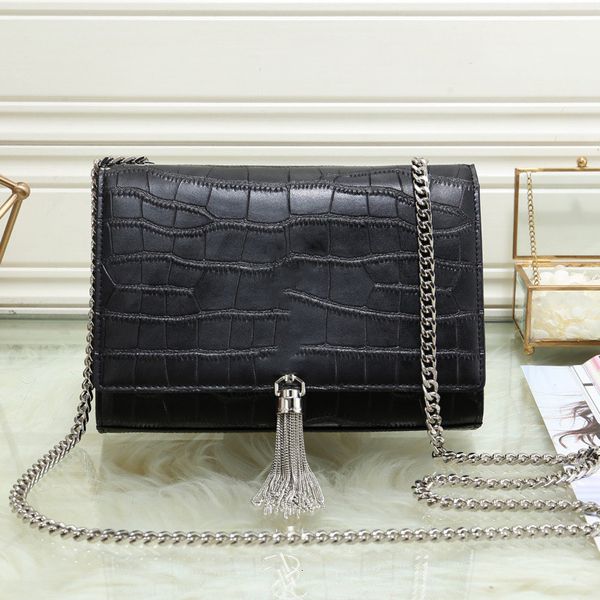 2020 2020 new woman diamond handbags flaps chain bag crocodile with tassel clutch wallet card bag shoulder plaid chain crossbody handbag
2020 2020 new woman diamond handbags flaps chain bag crocodile with tassel clutch wallet card bag shoulder plaid chain crossbody handbag