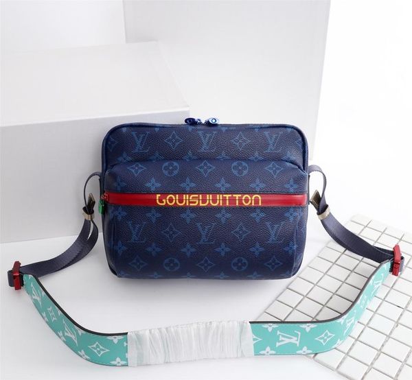 new 2019 wholesale women leather handbags woman bags women's messenger bags bolsas pouch bag tote size 25.5cm*19cm*5.5cm
new 2019 wholesale women leather handbags woman bags women's messenger bags bolsas pouch bag tote size 25.5cm*19cm*5.5cm
