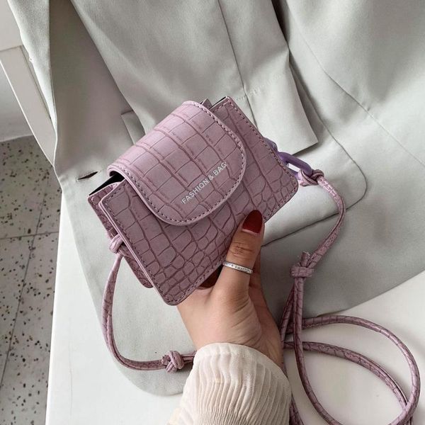 super mini thick chain design pu leather crossbody bags for women 2020 fashion shoulder handbags female travel lipstick bag
super mini thick chain design pu leather crossbody bags for women 2020 fashion shoulder handbags female travel lipstick bag