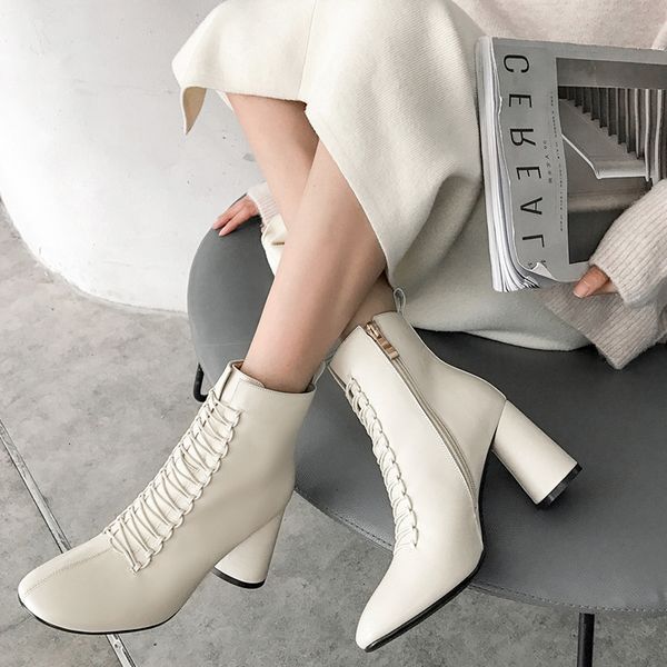 boots woman with head boots temperament women's singles 2019 autumn full skin, Black
boots woman with head boots temperament women's singles 2019 autumn full skin, Black