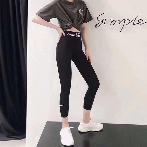 стилист тянет inthe живот поднять ягодицу запустить обучение stretch speed dry йога спортивные гетры женские фитнес девять минут штаны, Black;white
стилист тянет inthe живот поднять ягодицу запустить обучение stretch speed dry йога спортивные гетры женские фитнес девять минут штаны, Black;white