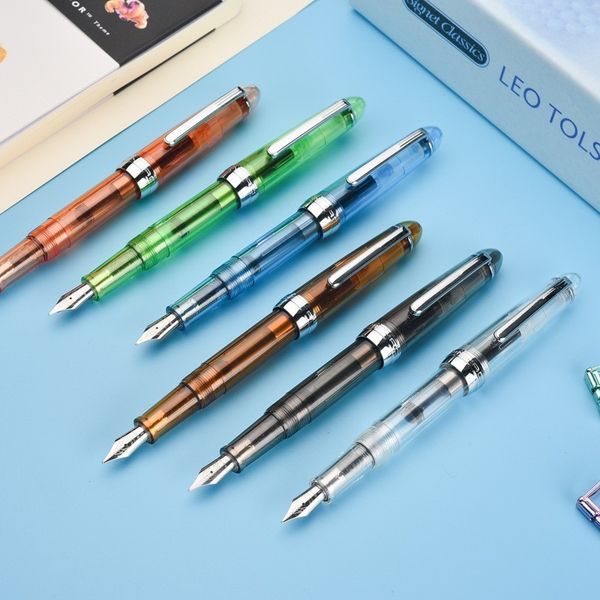 jinhao 0.5mm iraurita nib fountain pen colorful transparent writing signing ink pens office school supplies 03827
jinhao 0.5mm iraurita nib fountain pen colorful transparent writing signing ink pens office school supplies 03827