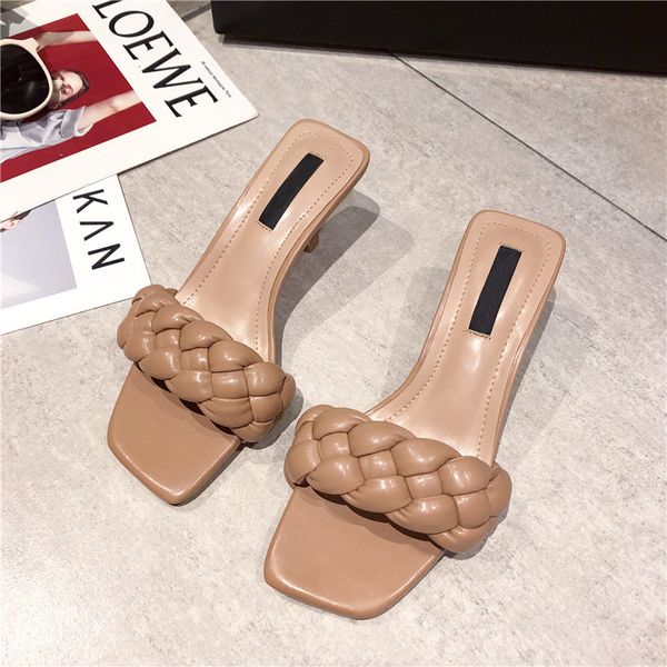 2020 женские летние слайды высокое качество плетения открытый носок плоские повседневные тапочки досуг сандалии женские пляжные шлепанцы, Black
2020 женские летние слайды высокое качество плетения открытый носок плоские повседневные тапочки досуг сандалии женские пляжные шлепанцы, Black