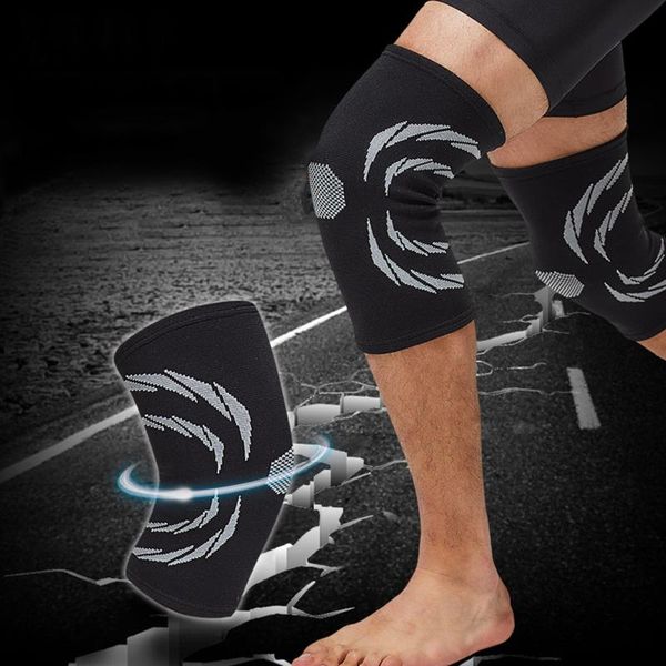 1 pair of knee support pad non-slip compression sleeve knee support brace stabilizer wrap for squats & workouts, Black;gray
1 pair of knee support pad non-slip compression sleeve knee support brace stabilizer wrap for squats & workouts, Black;gray