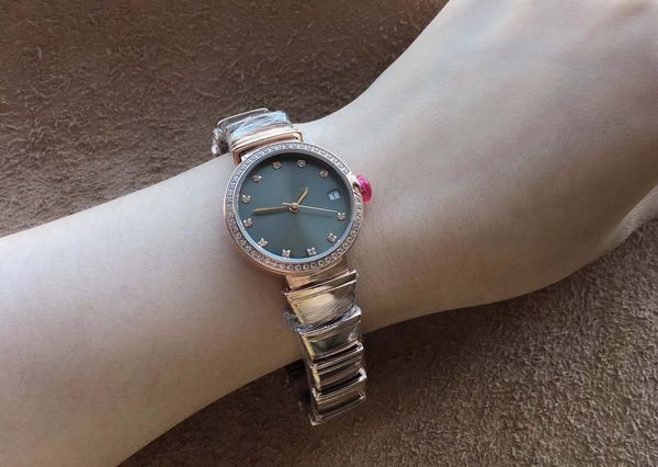 accurate quartz womens wristwatches 29mm stainless steel gold bracklet diamond bezel date women watch ladies watches purple dial, Slivery;brown
accurate quartz womens wristwatches 29mm stainless steel gold bracklet diamond bezel date women watch ladies watches purple dial, Slivery;brown