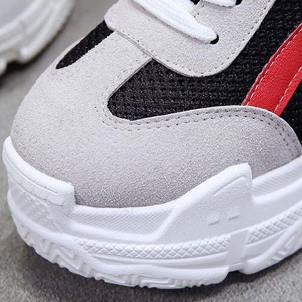 women shoes 2018 autumnplatforms women retro shoes woman heels height increasing suede shoes, Black;white
women shoes 2018 autumnplatforms women retro shoes woman heels height increasing suede shoes, Black;white