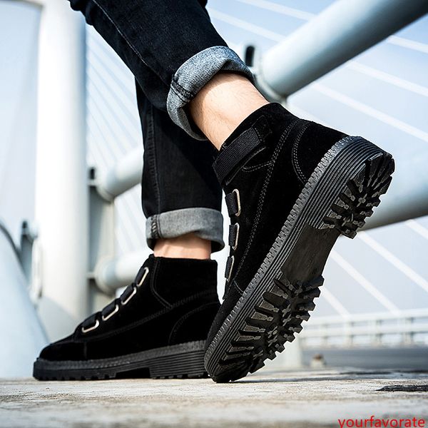 2020 wholesale shoes men women sneakers runner snow leopard black white fashion women trainers shoes sports trainers sneakers size 39-44
2020 wholesale shoes men women sneakers runner snow leopard black white fashion women trainers shoes sports trainers sneakers size 39-44