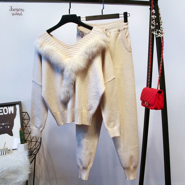 v fur neck women cashmere blends knitting jumper pants sets knitted sweaters trousers 2 pieces suits, White
v fur neck women cashmere blends knitting jumper pants sets knitted sweaters trousers 2 pieces suits, White