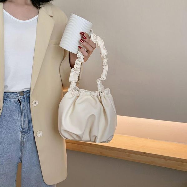 pu женщины bucket bag плиссе сплошного цвета tote плеча портативный элегантный сумки мода изысканный хозяйственная сумка
pu женщины bucket bag плиссе сплошного цвета tote плеча портативный элегантный сумки мода изысканный хозяйственная сумка