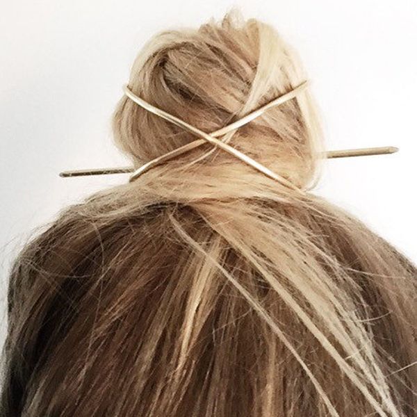 new boho hair accessories arrival metal gold filled x shaped bun holder charming vintage bun cage hair stick personalized 2019, Golden;white
new boho hair accessories arrival metal gold filled x shaped bun holder charming vintage bun cage hair stick personalized 2019, Golden;white