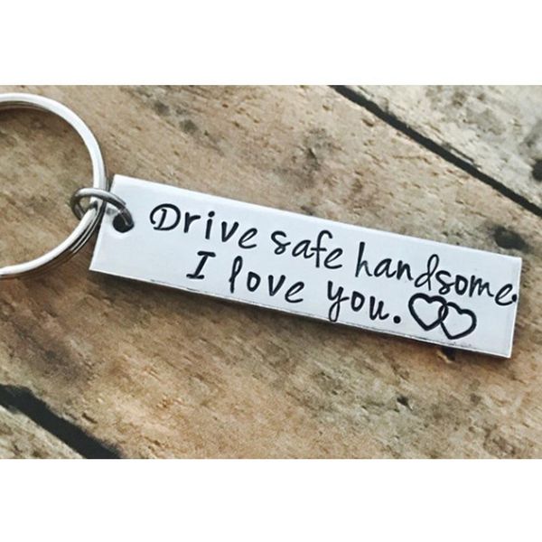 fashion couples jewelry keyring engraved i love you women men keychain for husband wife boyfriend valentine day gift
fashion couples jewelry keyring engraved i love you women men keychain for husband wife boyfriend valentine day gift