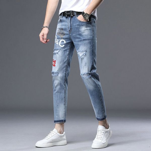 2020 new luxury designer denim new arrival brand men denim slim jeans embroidery pants fashion holes mens joggers trousers, Blue
2020 new luxury designer denim new arrival brand men denim slim jeans embroidery pants fashion holes mens joggers trousers, Blue