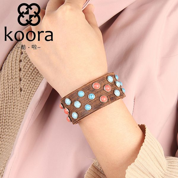 Manufacturers supply European and American popular cattle leather bracelet female personality cattle leather pure Turquoise hand ornaments w
Manufacturers supply European and American popular cattle leather bracelet female personality cattle leather pure Turquoise hand ornaments w