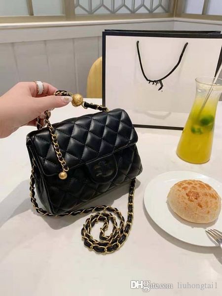 he new female bag 2020 diamond lattice genuine leather chain shoulder bucket bags woman his soft handbag women girls designer shoulder bag 
he new female bag 2020 diamond lattice genuine leather chain shoulder bucket bags woman his soft handbag women girls designer shoulder bag
