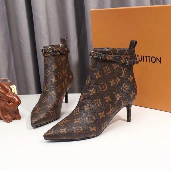 louis vuitton lv call back ankle boot womens shoes outdoor walking fashion classic leather shoes block heels vintage plus size women, Black
louis vuitton lv call back ankle boot womens shoes outdoor walking fashion classic leather shoes block heels vintage plus size women, Black