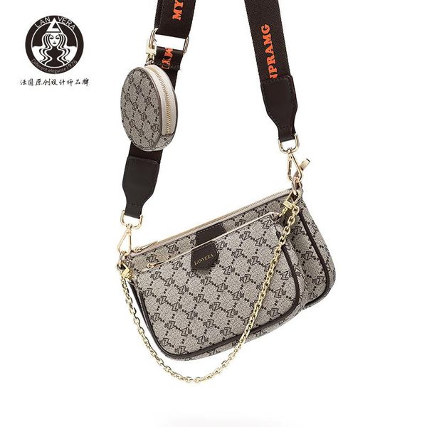 designer shoulder bag women s new popular three and one high-quality bags natural wind ladies are evenly equipped
designer shoulder bag women s new popular three and one high-quality bags natural wind ladies are evenly equipped