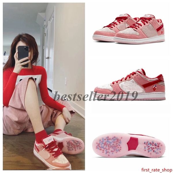2020 strangelove x sb dunk low dunks pink velvet running shoes valentine's day women mens designer sneakers trainers ct2552-800 with
2020 strangelove x sb dunk low dunks pink velvet running shoes valentine's day women mens designer sneakers trainers ct2552-800 with